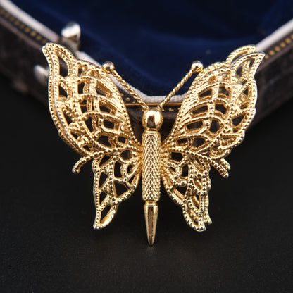 ❤️ Vintage Monet Gold Tone Filigree Butterfly Brooch, Openwork Butterfly Pin