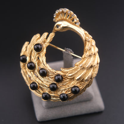 ❤️ Vintage Orena Paris Peacock Wreath Brooch – Gold Tone with Black Cabochons