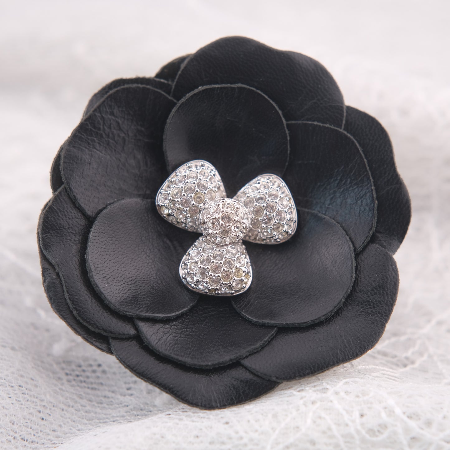 ❤️ Swarovski Black Leather Camellia Flower Brooch with Crystal Center