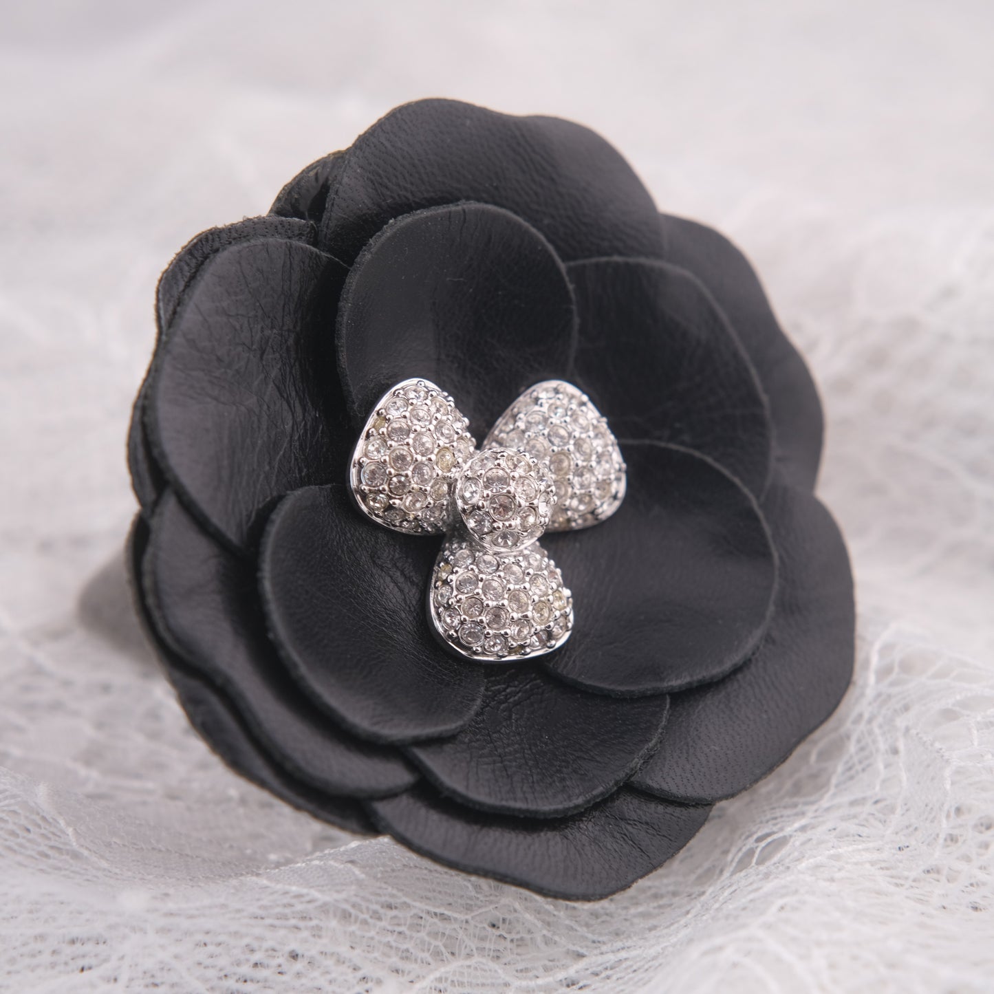 ❤️ Swarovski Black Leather Camellia Flower Brooch with Crystal Center