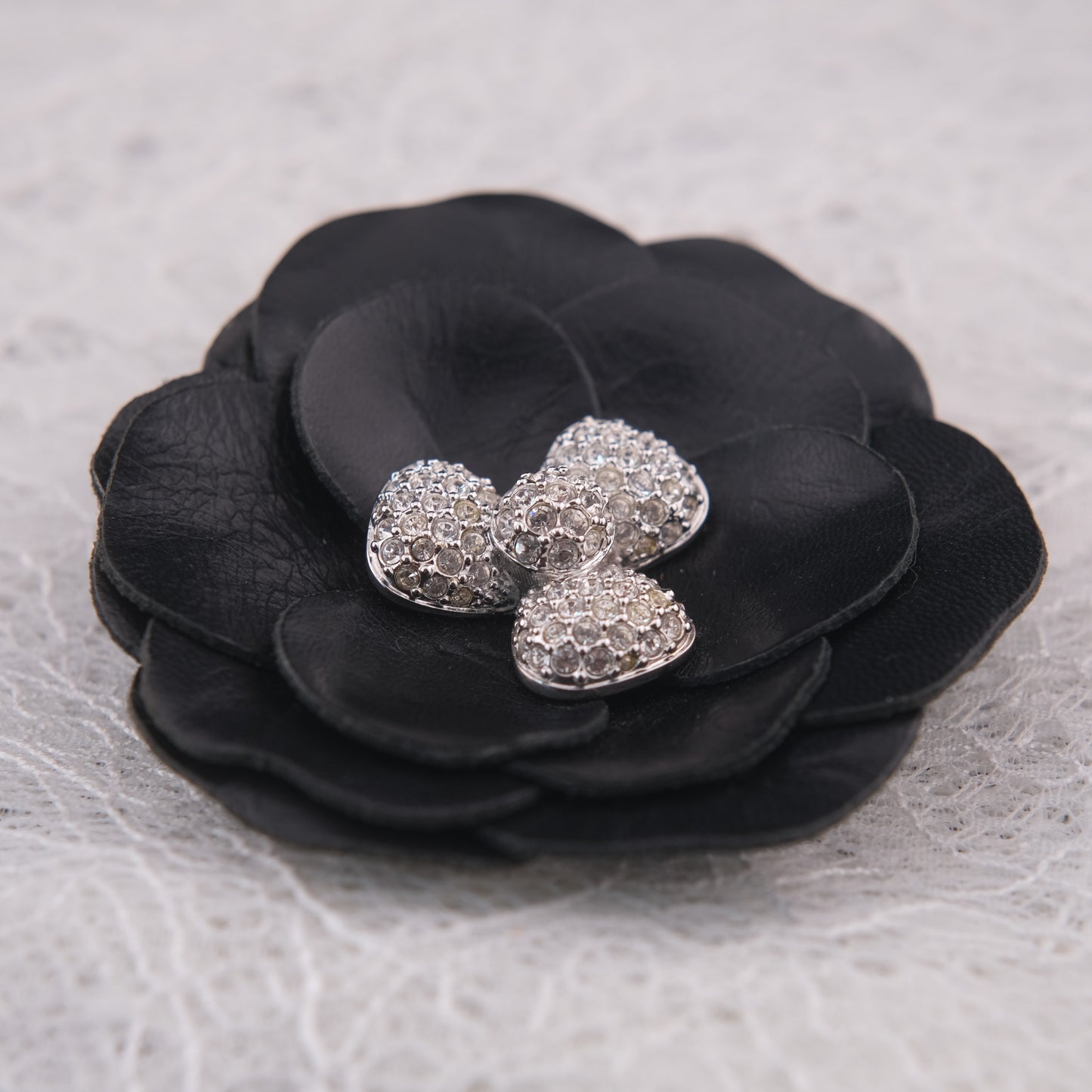 ❤️ Swarovski Black Leather Camellia Flower Brooch with Crystal Center