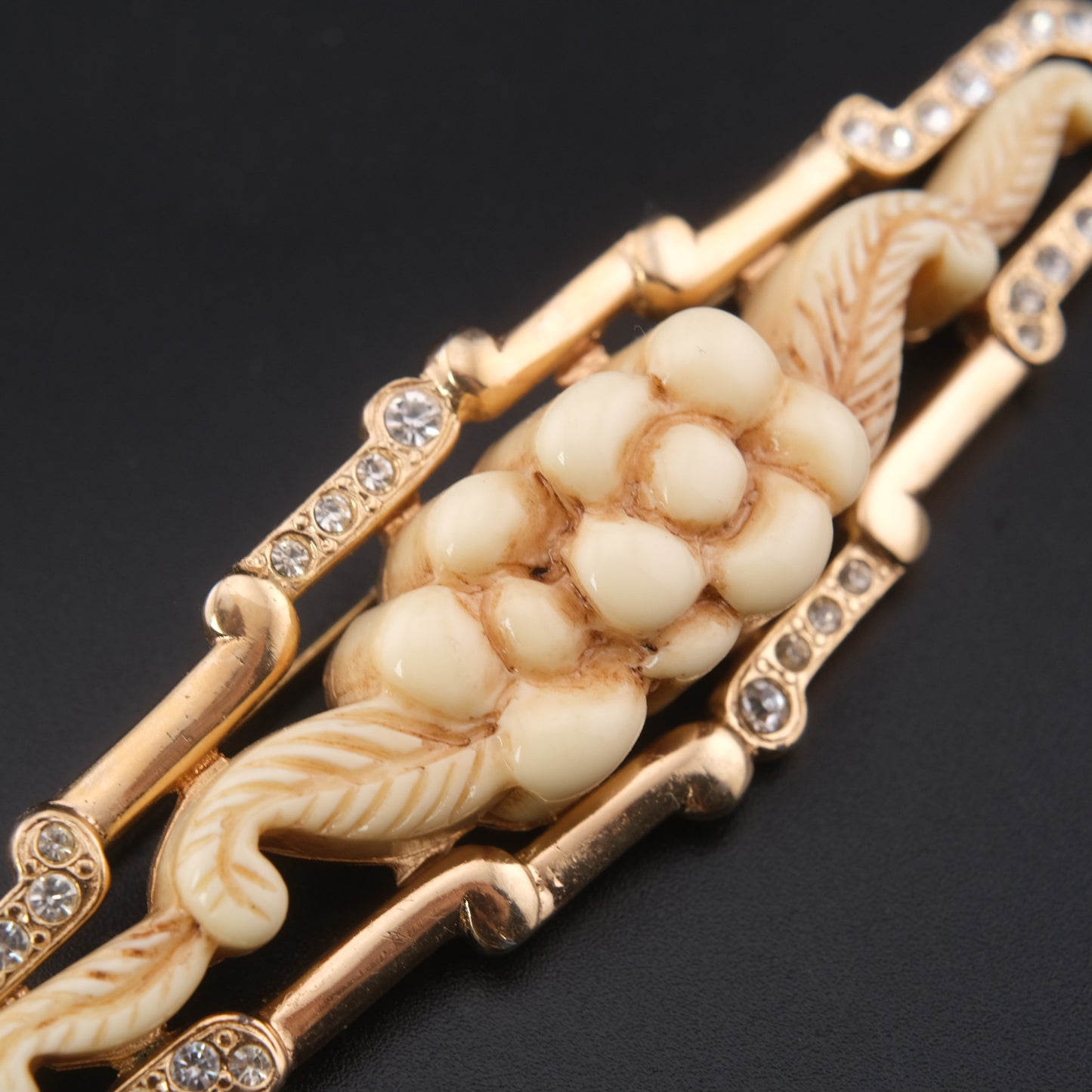 ❤️ Vintage P&M Paris Dimensional Floral Rhinestone Brooch with Trombone Clasp