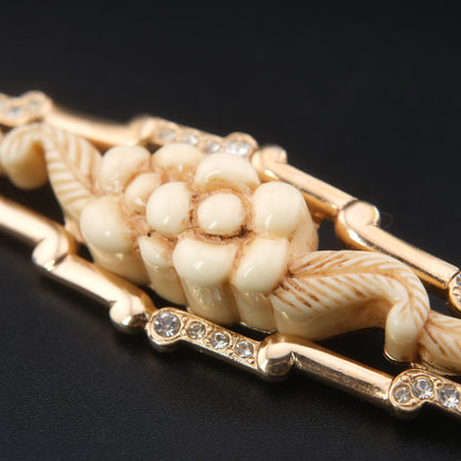 ❤️ Vintage P&M Paris Dimensional Floral Rhinestone Brooch with Trombone Clasp