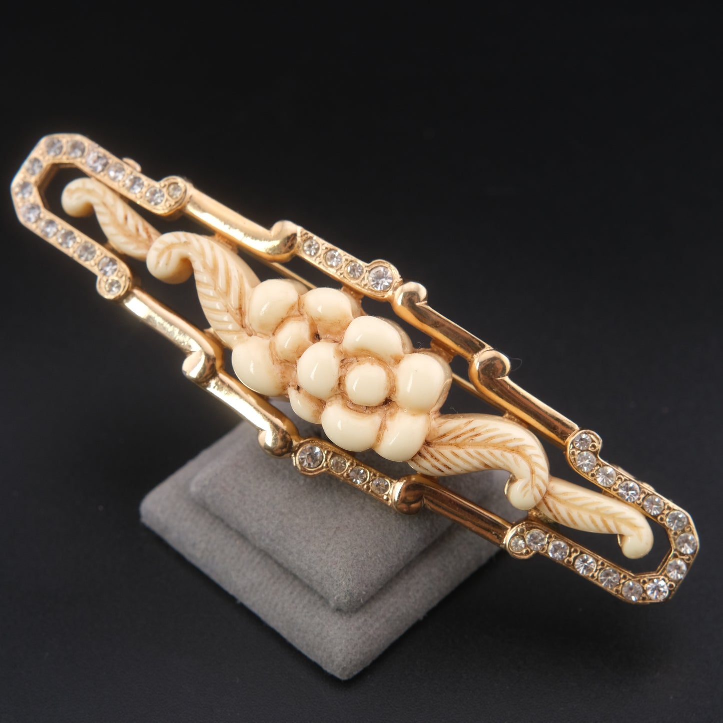❤️ Vintage P&M Paris Dimensional Floral Rhinestone Brooch with Trombone Clasp