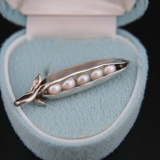 ❤️ Sterling Silver Pearl Pea Pod Brooch – MFA 925
