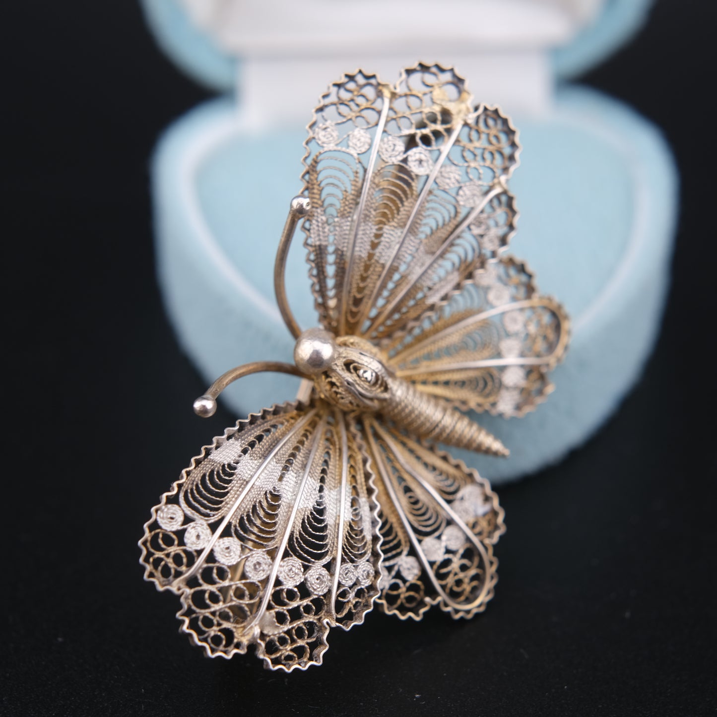 ❤️ Vintage 800 Silver Filigree Butterfly Brooch