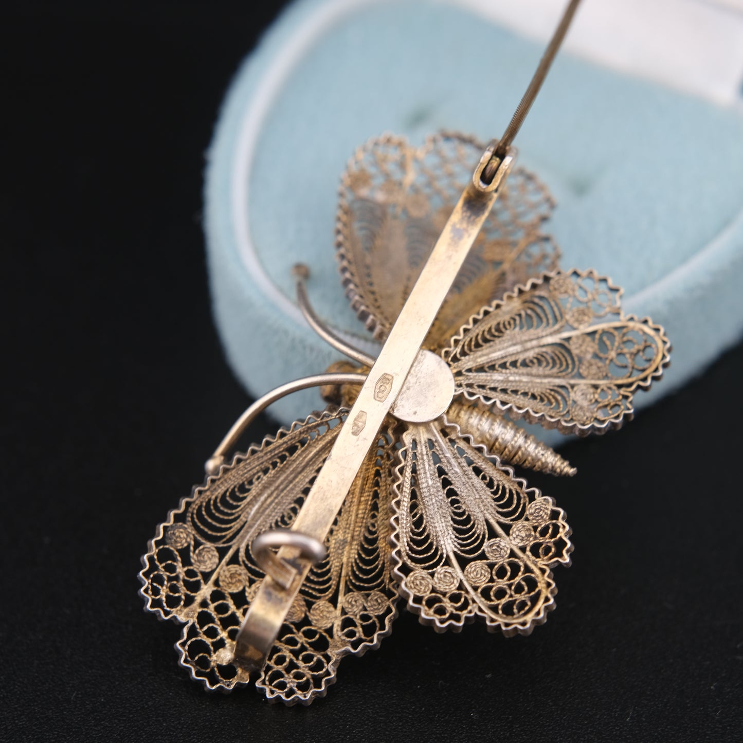 ❤️ Vintage 800 Silver Filigree Butterfly Brooch