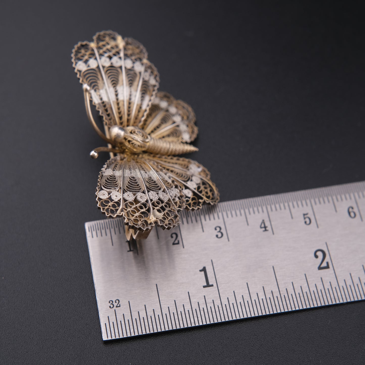 ❤️ Vintage 800 Silver Filigree Butterfly Brooch