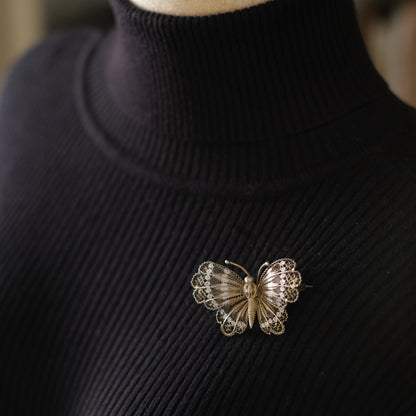 ❤️ Vintage 800 Silver Filigree Butterfly Brooch