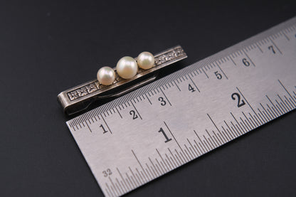 Vintage Sterling Silver Tie Clip – Three Genuine Pearls with Engraved Design