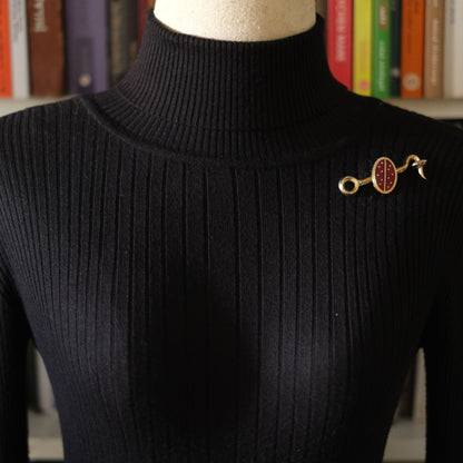 Vintage Red Enamel & Gold-Tone Brooch – Ladybug Inspired Design