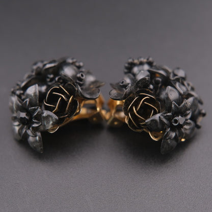 ❤️ Vintage Colleen Toland Black Floral Cluster Clip-On Earrings – Lucite & Enamel
