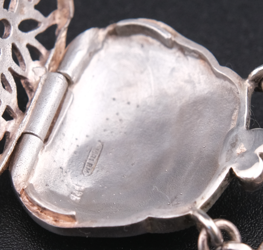 ❤️ Green Enamel Purse Pendant Victorian Style 925 Sterling Silver (Openable)