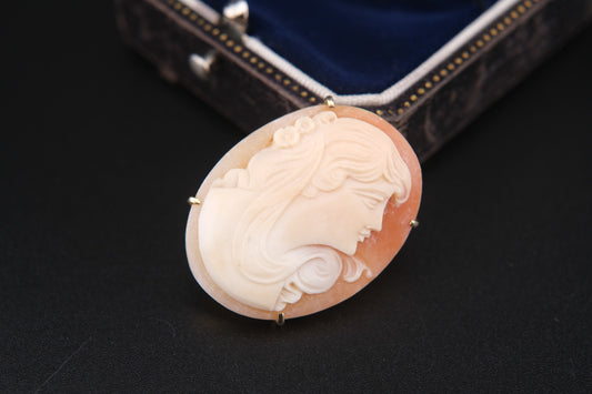 Vintage Signed Shell Cameo Brooch Pendant – Hand-Carved Lady Profile in K18GF Frame