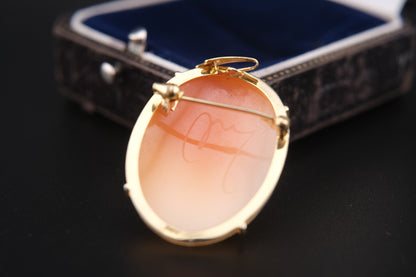Vintage Signed Shell Cameo Brooch Pendant – Hand-Carved Lady Profile in K18GF Frame