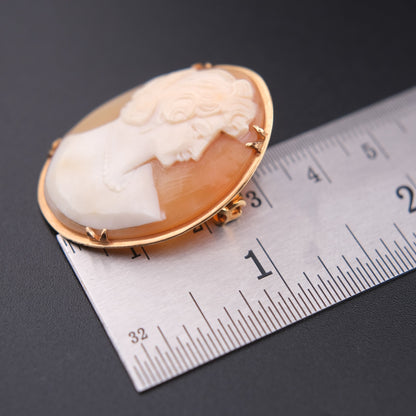 ❤️ Vintage Shell Cameo Brooch Pendant – Classical Lady Profile in Gold-Tone Frame