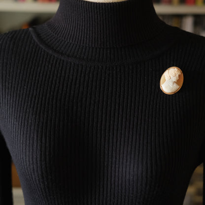 ❤️ Vintage Shell Cameo Brooch Pendant – Classical Lady Profile in Gold-Tone Frame