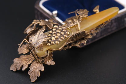 Jan Michaels Grape & Vine Brooch – Brass with Yellow Agate Accent (1990)